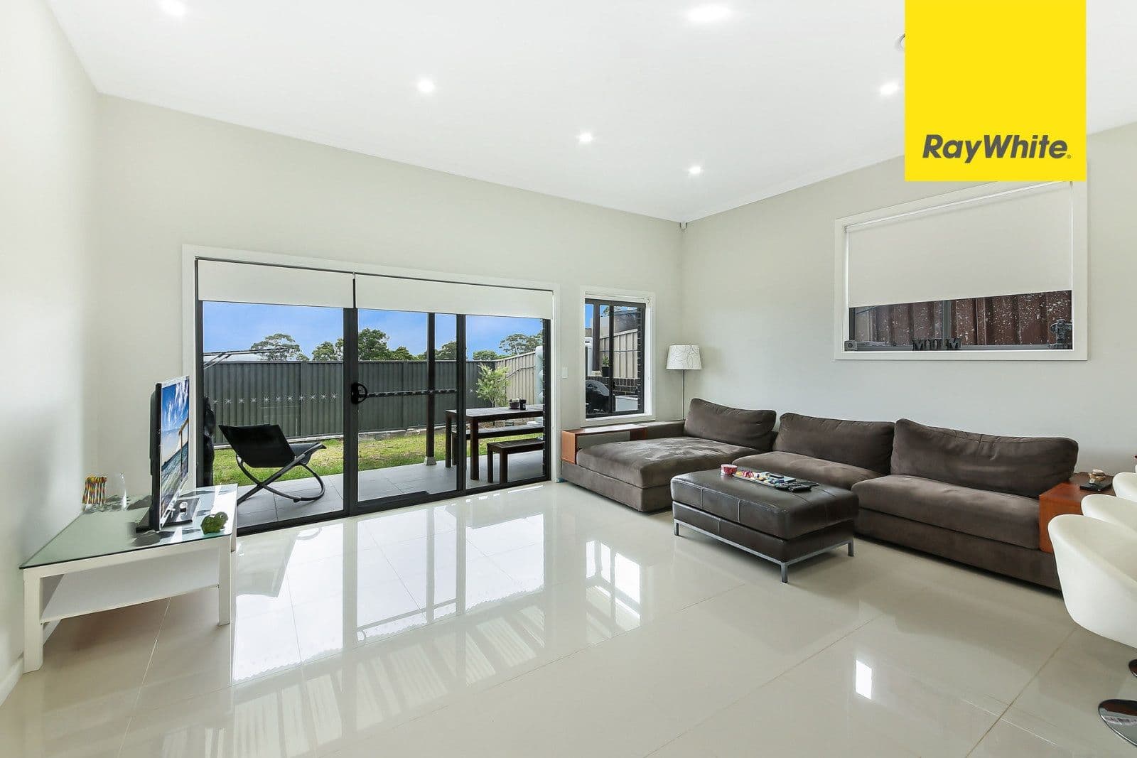 2 Curtin Place, Condell Park - Thumbnail 3