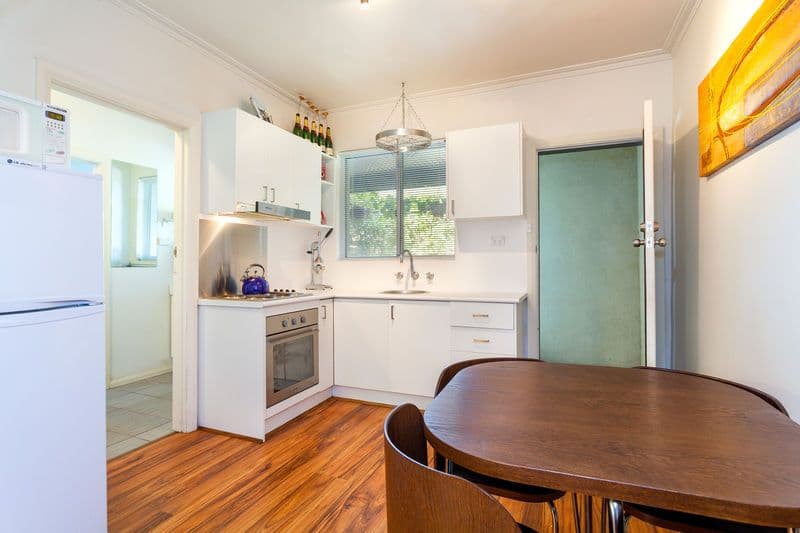 14 Osborne Avenue, NORTH GEELONG VIC 3215, North Geelong - Thumbnail 3