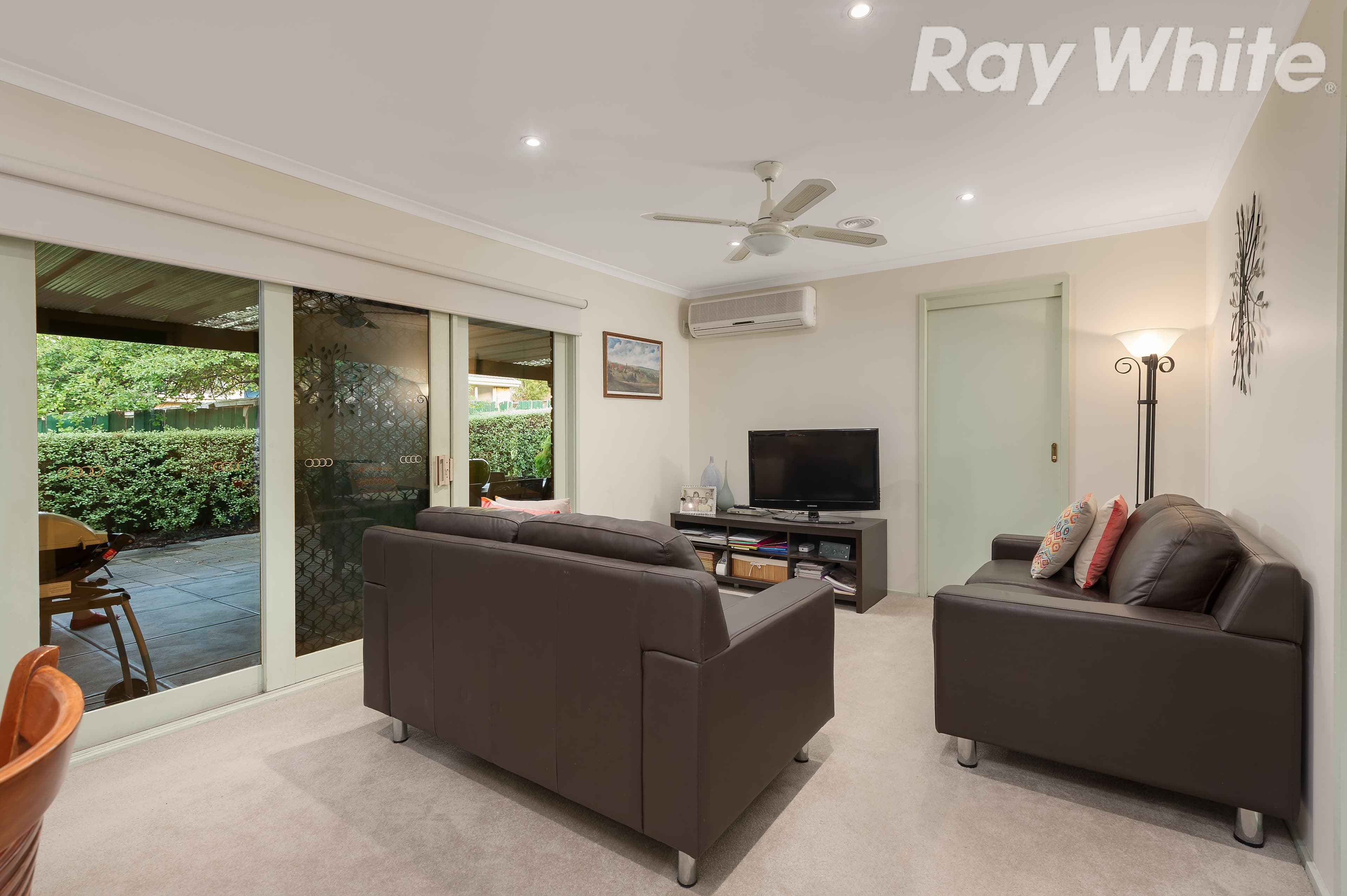 30 Kempston Street, Greensborough VIC 3088, Greensborough - Thumbnail 2