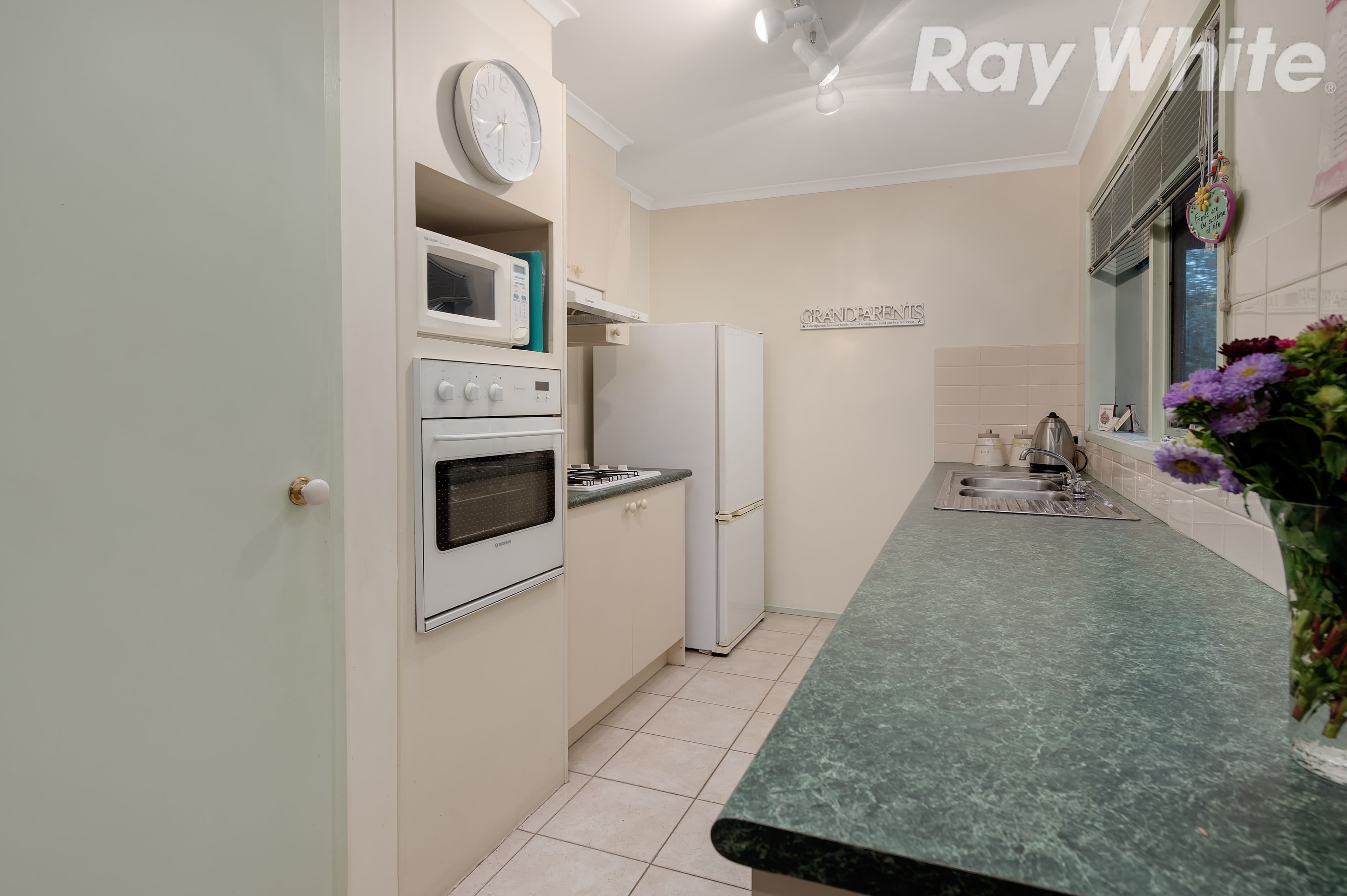 30 Kempston Street, Greensborough VIC 3088, Greensborough - Thumbnail 3