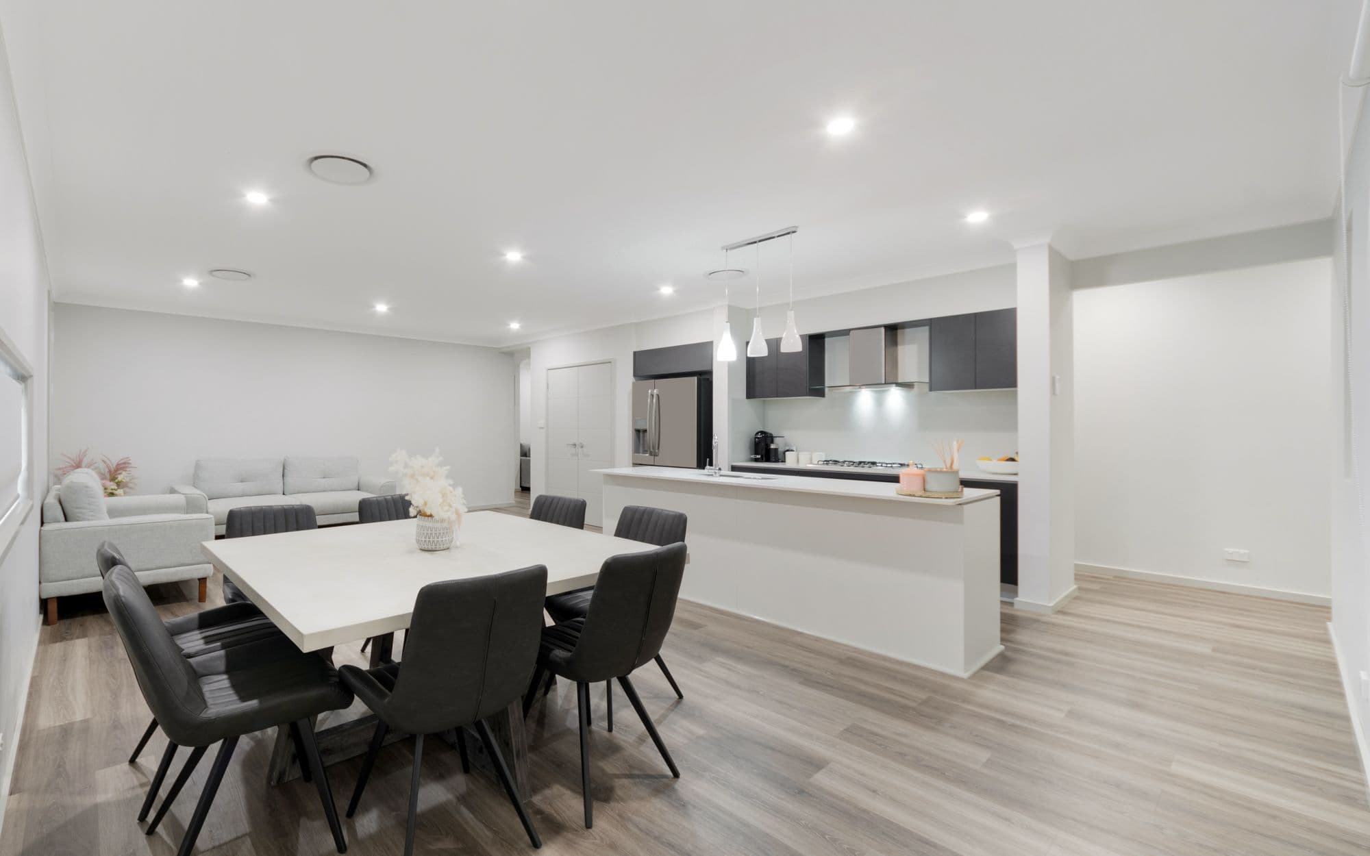 131 Hampshire Boulevard, Spring Farm NSW 2570, Spring Farm - Thumbnail 5
