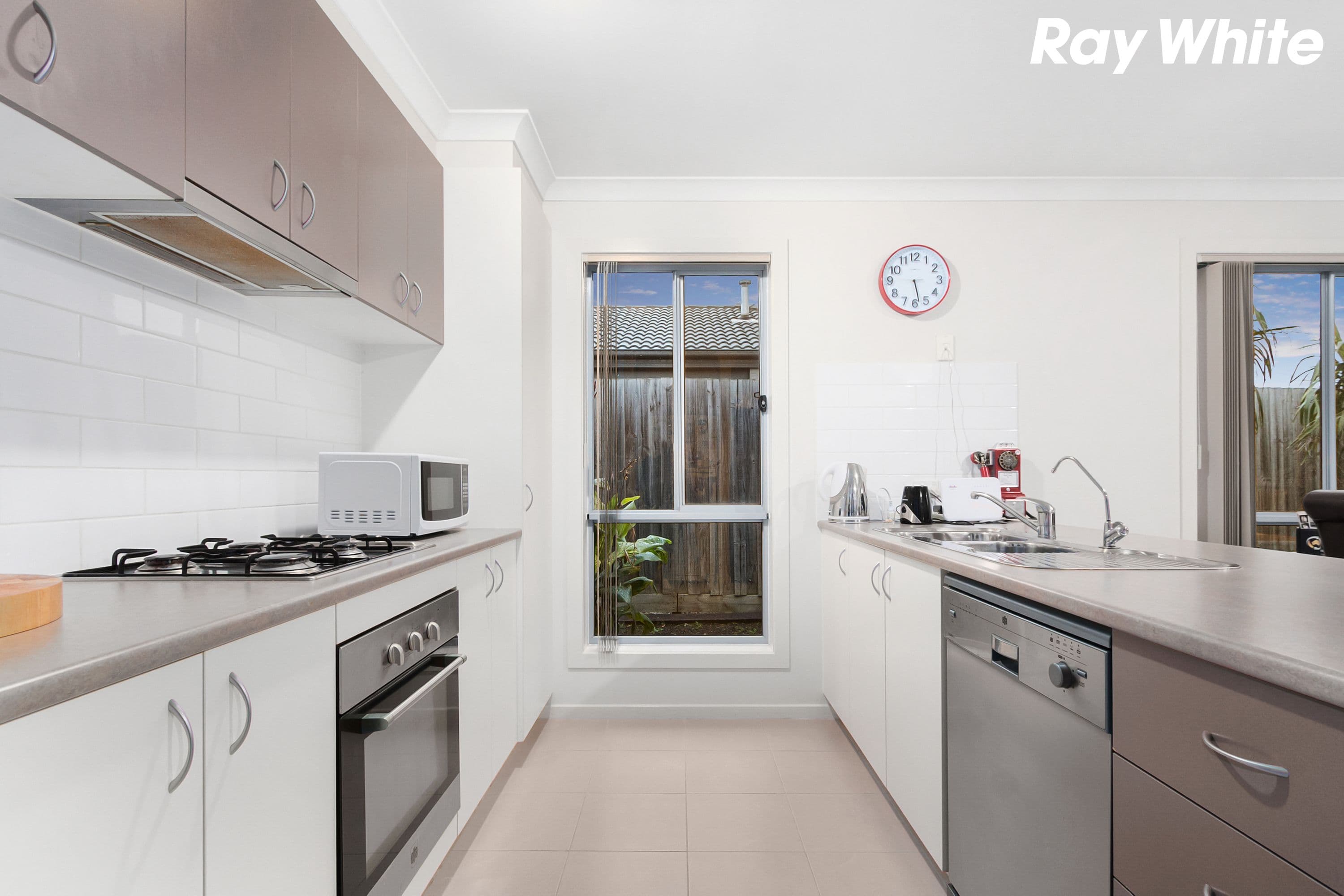 6-16 Diston Court, Pakenham VIC 3810, Pakenham - Thumbnail 3