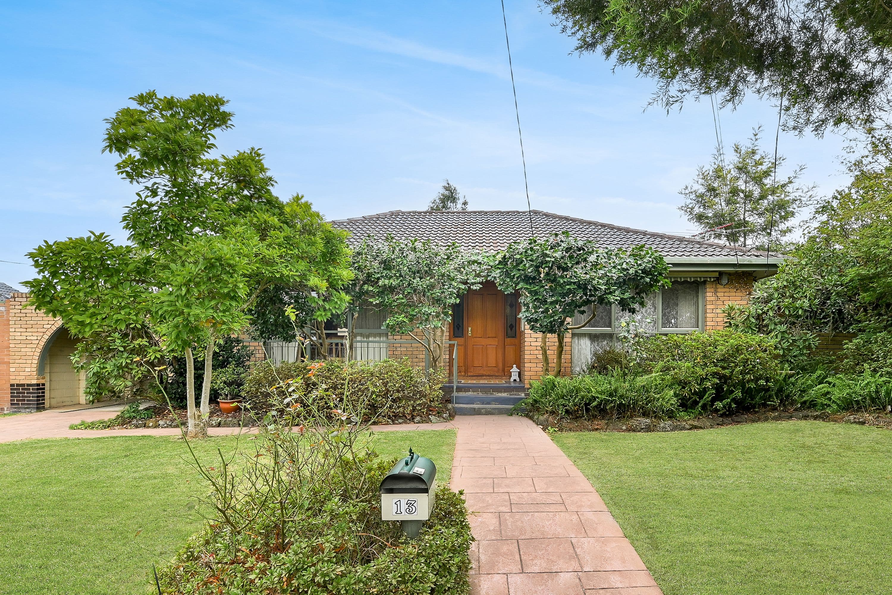 13 Nicholas Avenue, Glen Waverley VIC 3150, Glen Waverley - Image 1