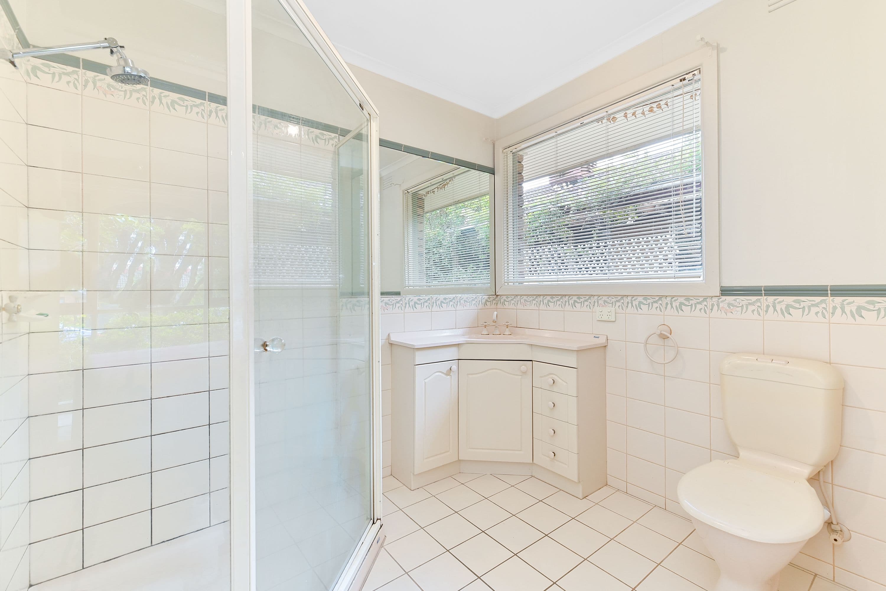 13 Nicholas Avenue, Glen Waverley VIC 3150, Glen Waverley - Thumbnail 8