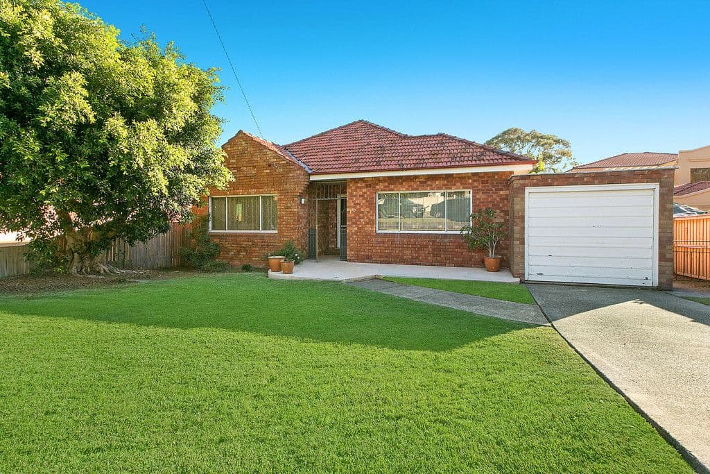 132 Harbord Road, Freshwater - Image 1
