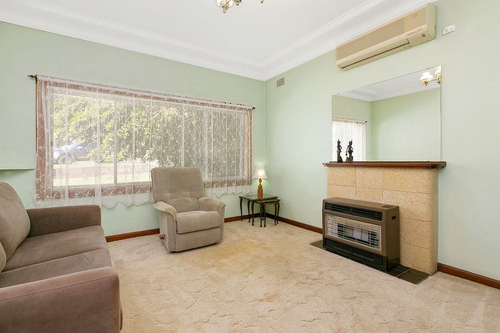 132 Harbord Road, Freshwater - Thumbnail 2