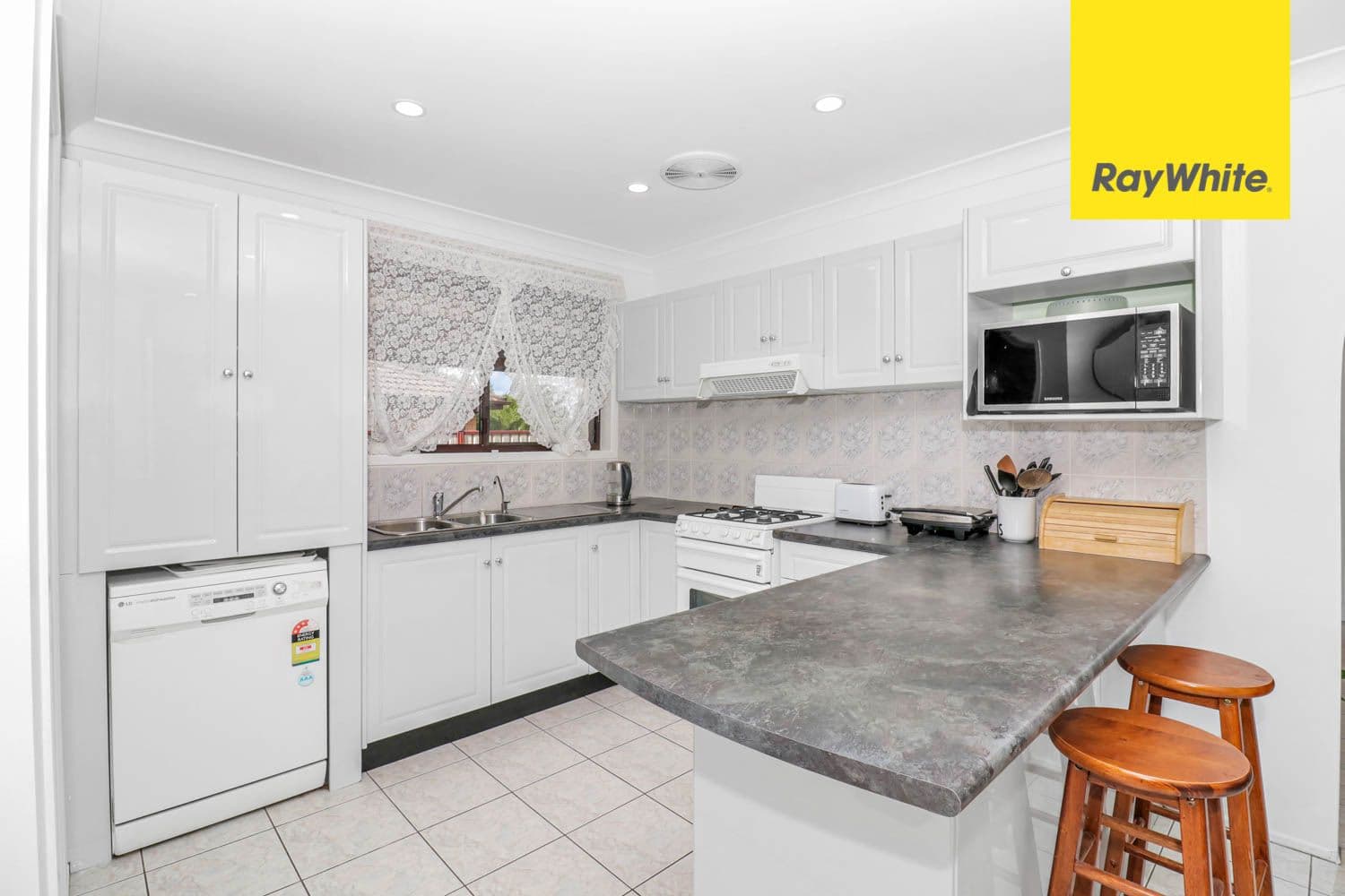 60 Shinnick Drive, Oakhurst NSW 2761, Oakhurst - Thumbnail 4