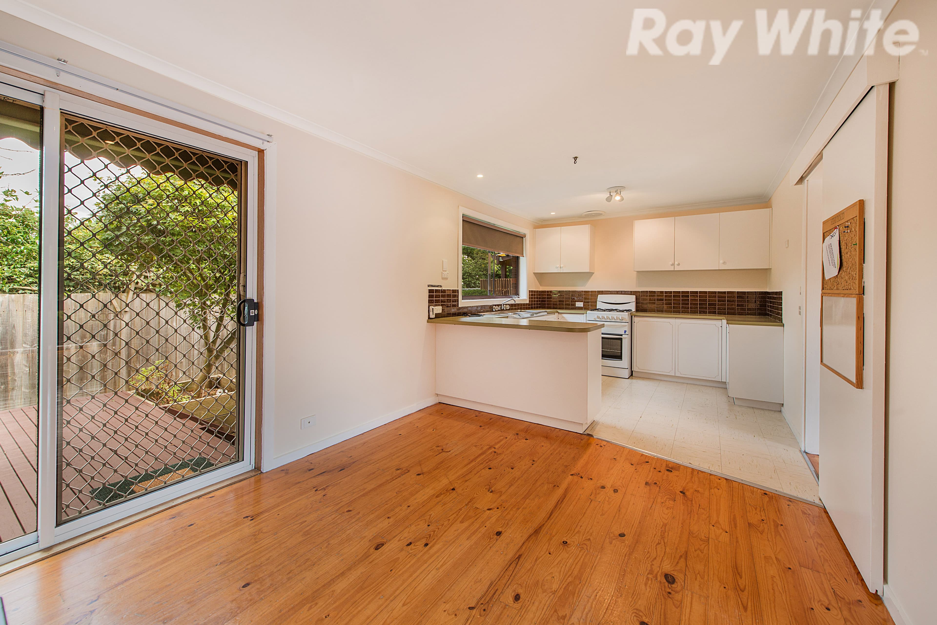 31 Central Avenue, Boronia VIC 3155, Boronia - Thumbnail 3