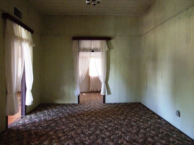 64 Thistle Street, BLACKALL QLD 4472, Blackall - Thumbnail 6