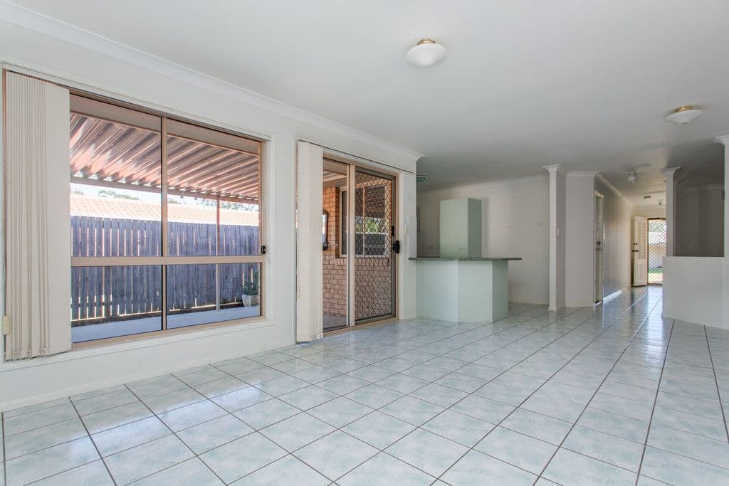 8 Mingela Place, Forest Lake QLD 4078, Forest Lake - Thumbnail 2