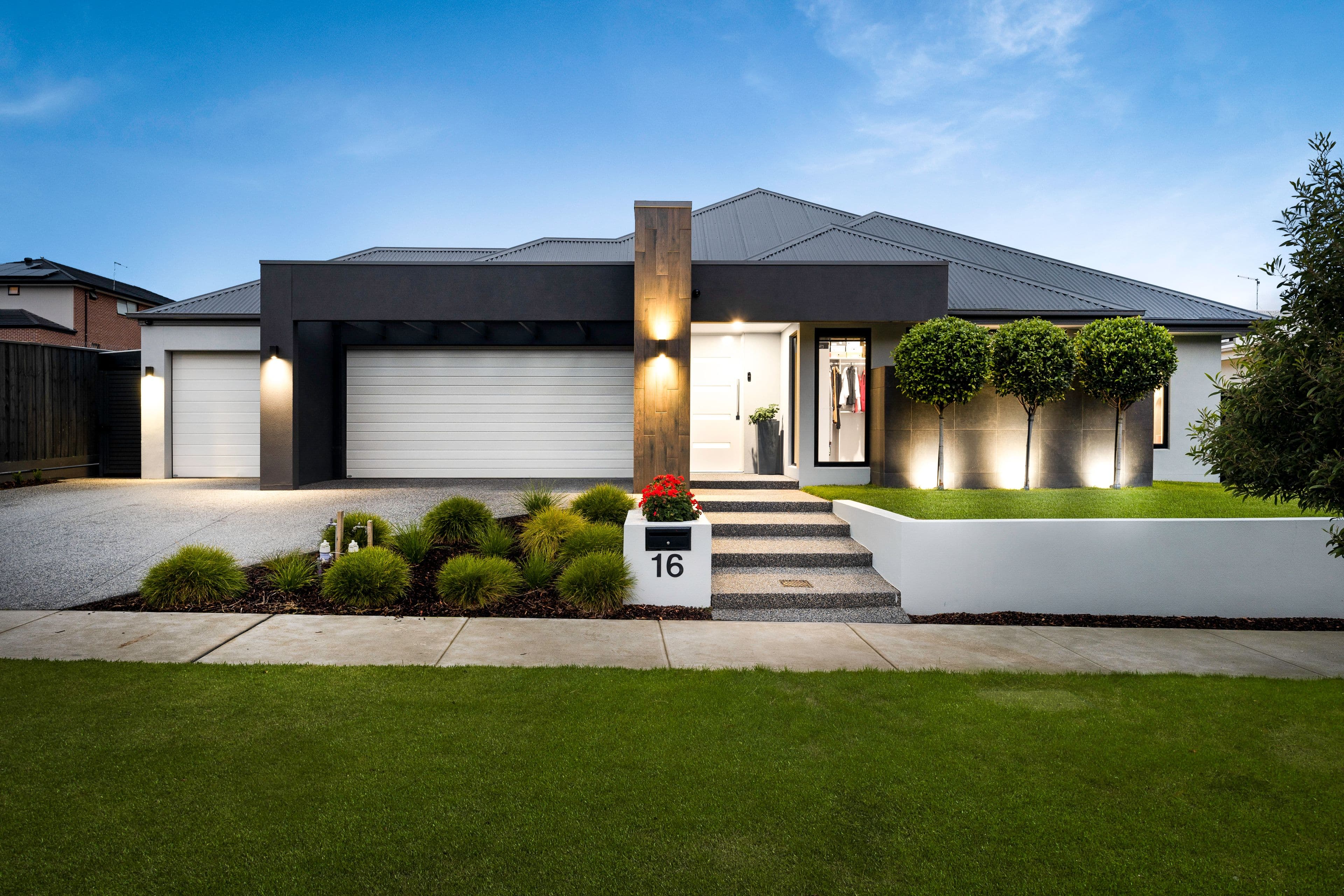 16 Oakrind Rise, Officer VIC 3809, Officer - Image 1