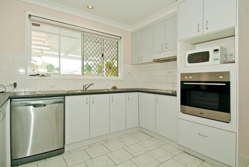 17 Solandra Crescent, CALAMVALE QLD 4116, Calamvale - Thumbnail 4