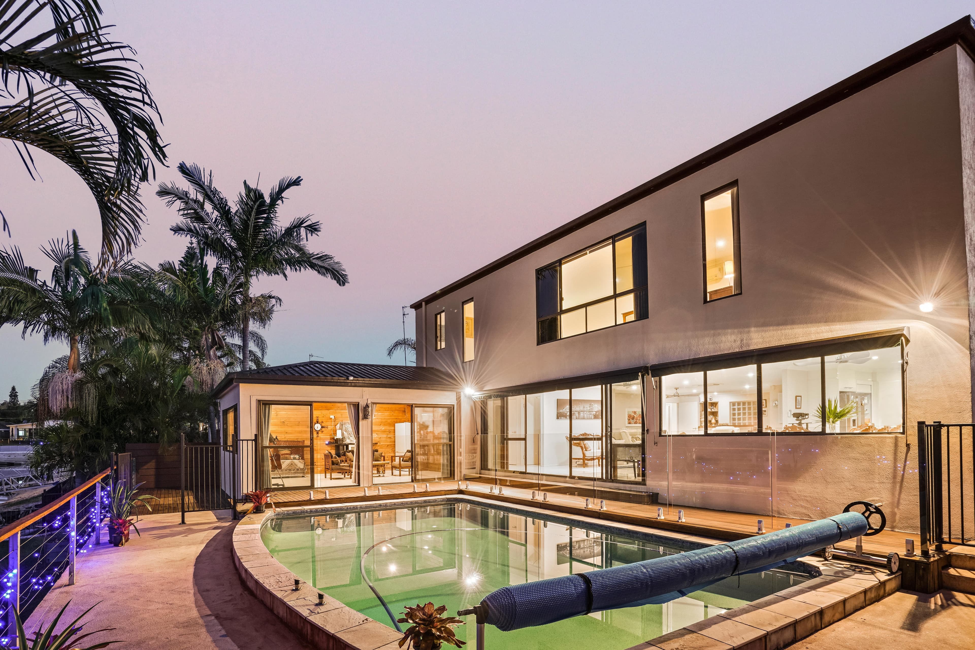 13 Bermuda Street, Broadbeach Waters QLD 4218, Broadbeach Waters - Thumbnail 4