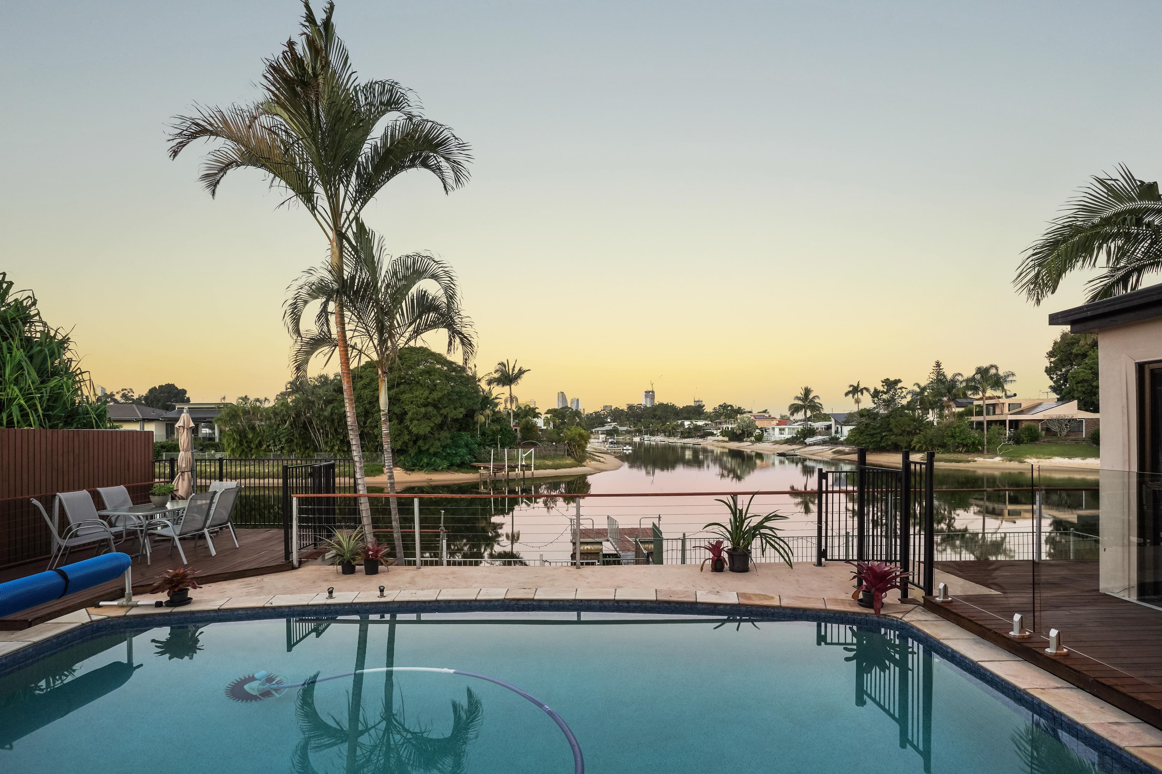 13 Bermuda Street, Broadbeach Waters QLD 4218, Broadbeach Waters - Thumbnail 5