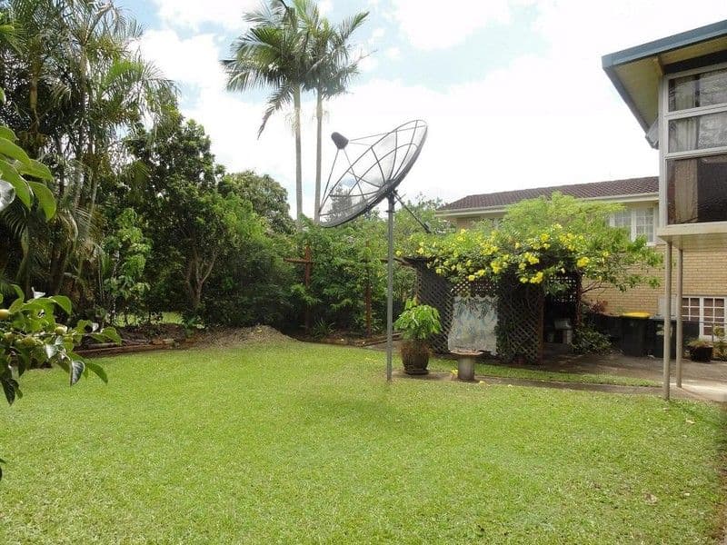 21 Sobers Street, UPPER MOUNT GRAVATT QLD 4122, Upper Mount Gravatt - Thumbnail 2