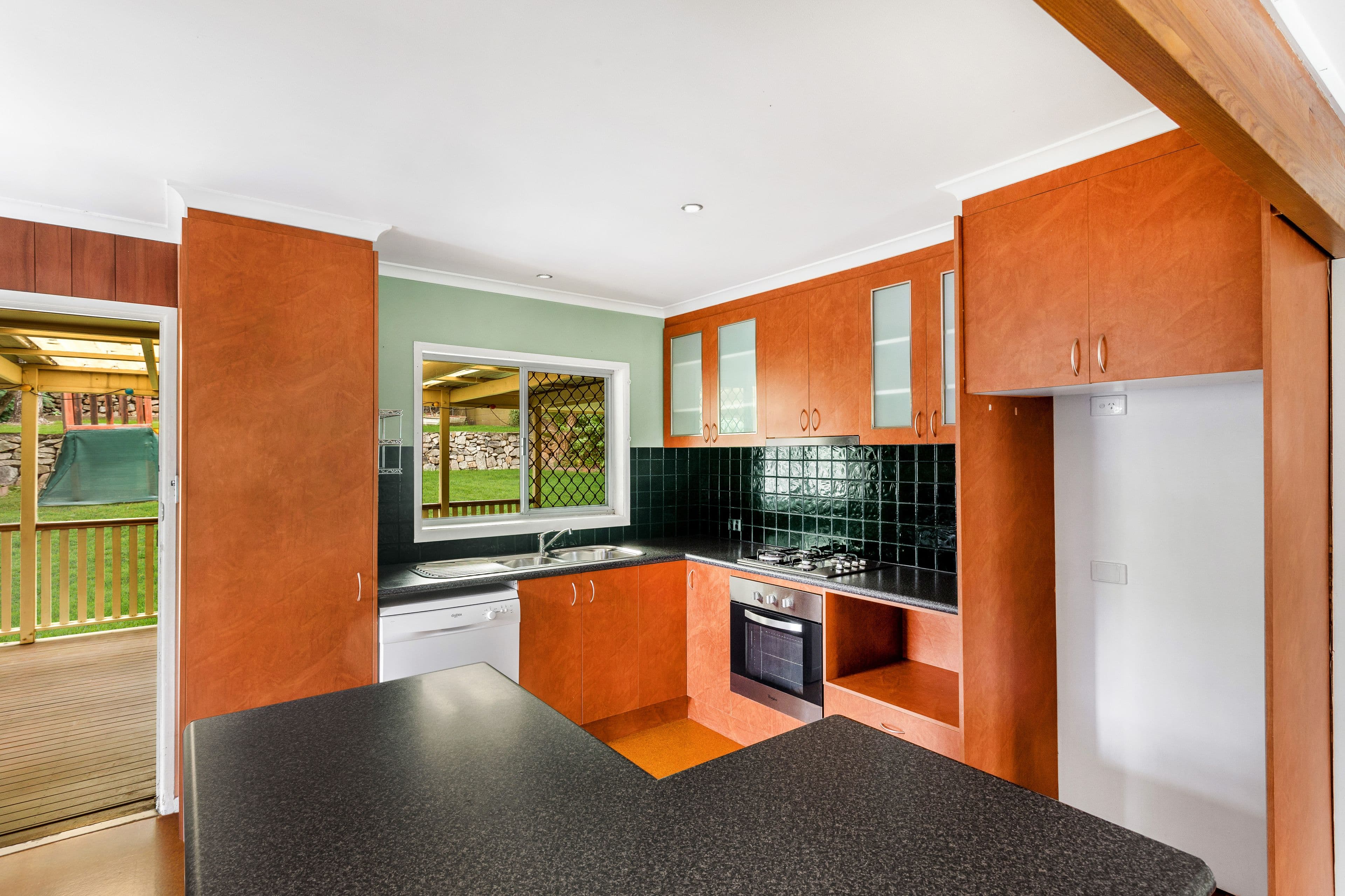 52 Tarnook Drive, Ferny Hills QLD 4055, Ferny Hills - Thumbnail 5