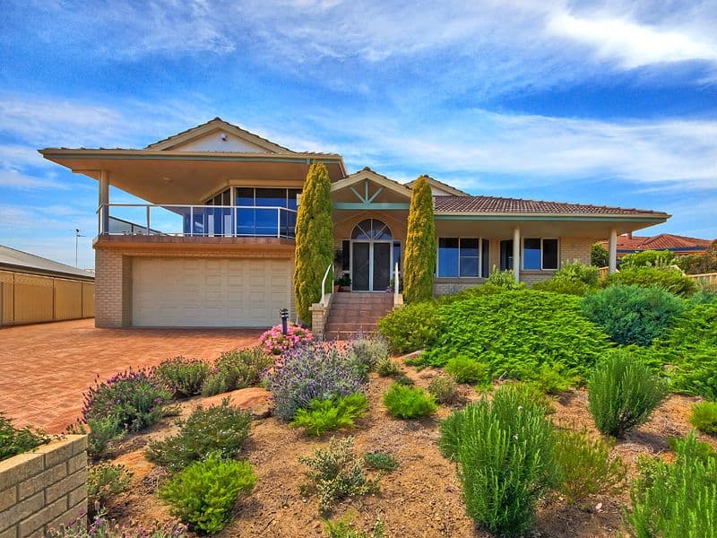 8 Albatross Close, HALLS HEAD WA 6210, Halls Head - Image 1