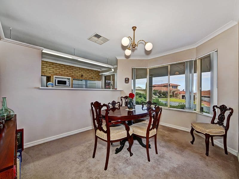 8 Albatross Close, HALLS HEAD WA 6210, Halls Head - Thumbnail 7