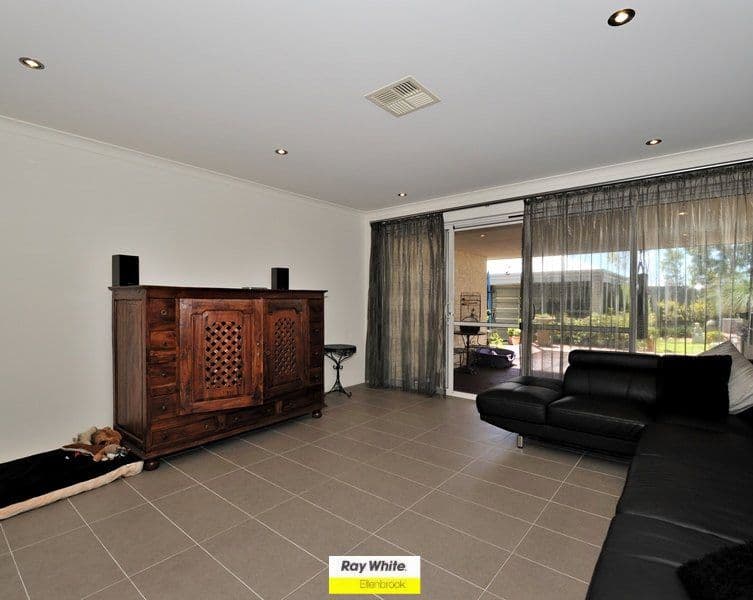 133 Elmridge Parkway, ELLENBROOK WA 6069, Ellenbrook - Thumbnail 6