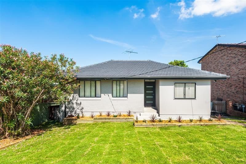 68 Lasseter Avenue, CHIFLEY NSW 2036, Chifley - Image 1