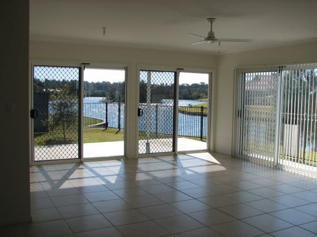13 Newport Island Circuit, YAMBA NSW 2464, Yamba - Thumbnail 3