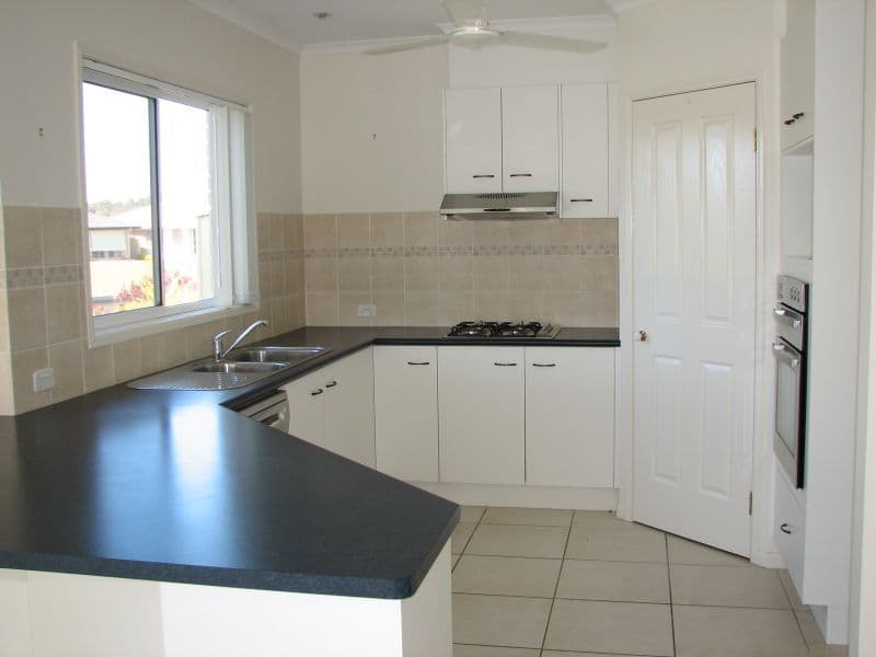 13 Newport Island Circuit, YAMBA NSW 2464, Yamba - Thumbnail 4