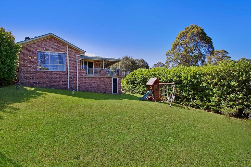 8 Douglas Road, KURRAJONG HEIGHTS NSW 2758, Kurrajong Heights - Thumbnail 2