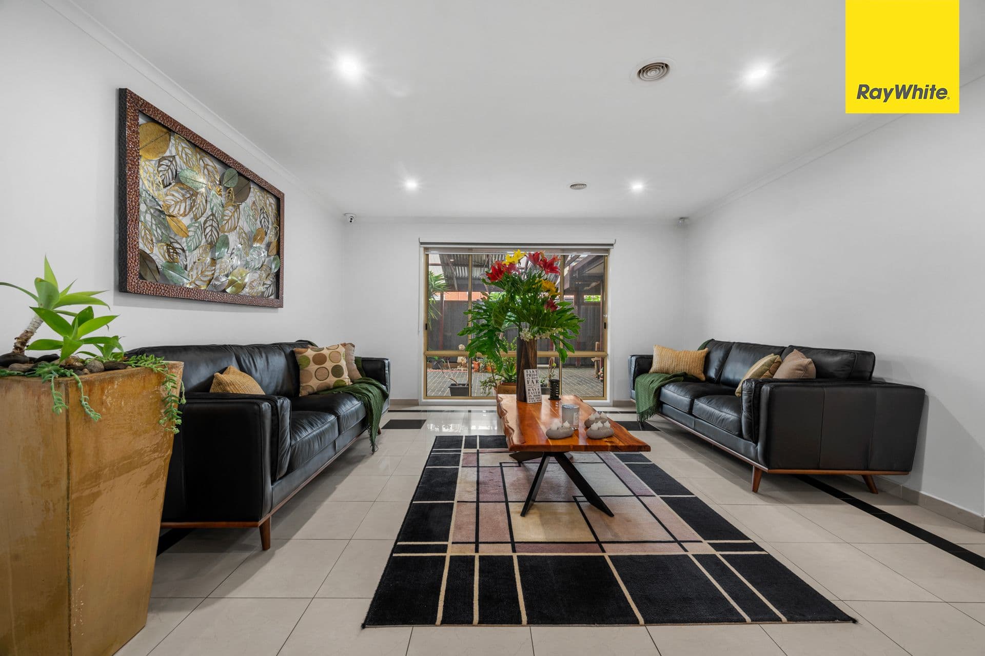65 McKenzie Crescent, Roxburgh Park VIC 3064, Roxburgh Park - Thumbnail 4