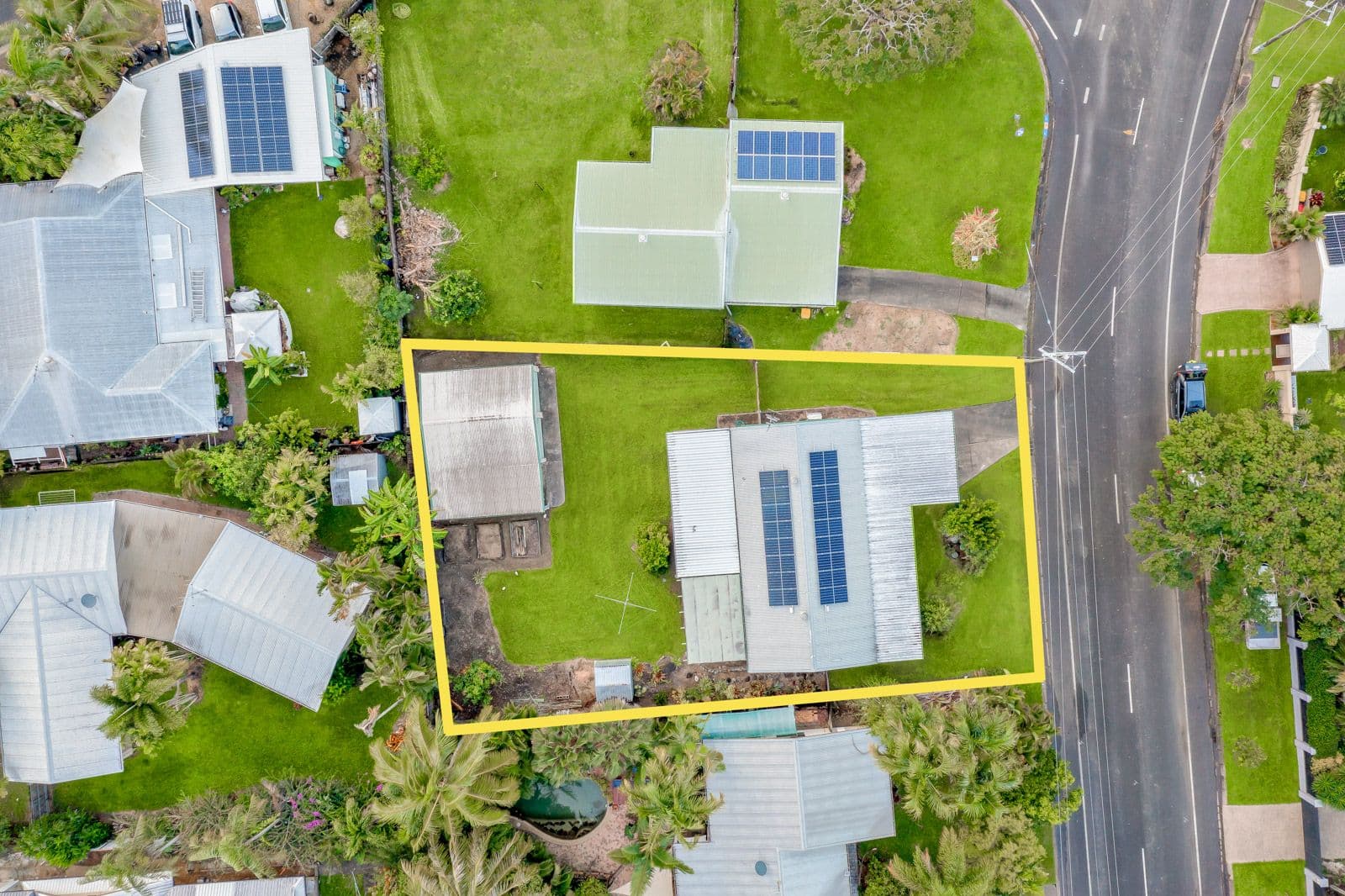 21 Strombus Avenue, Trinity Beach QLD 4879, Trinity Beach - Thumbnail 2
