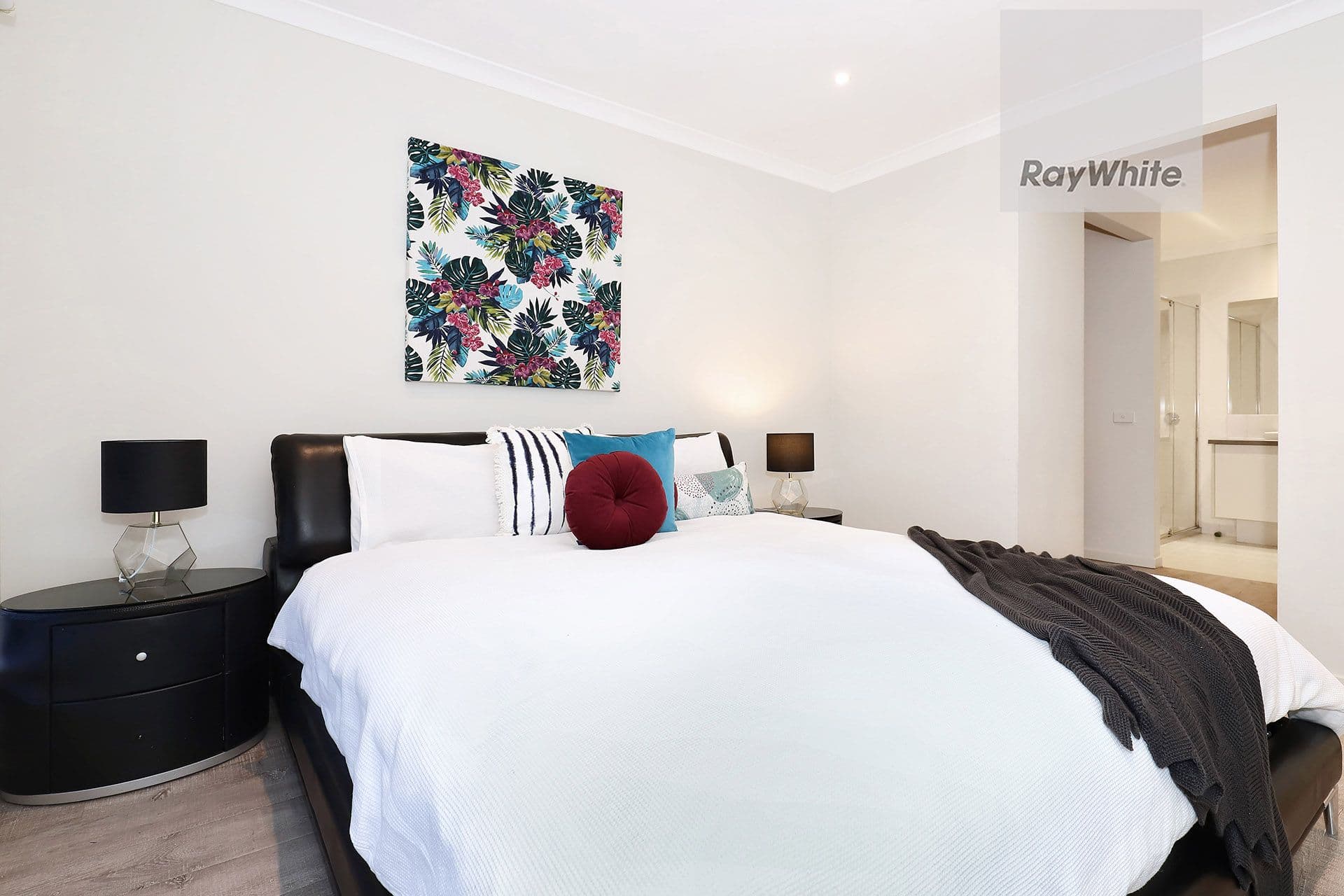 2 Russell Street, Cranbourne - Thumbnail 4