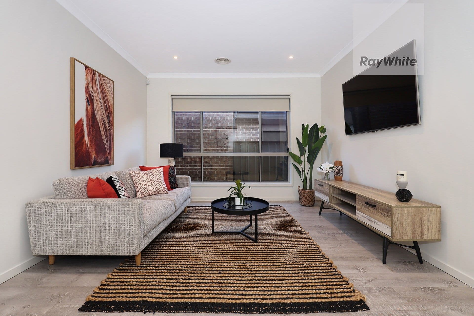 2 Russell Street, Cranbourne - Thumbnail 6