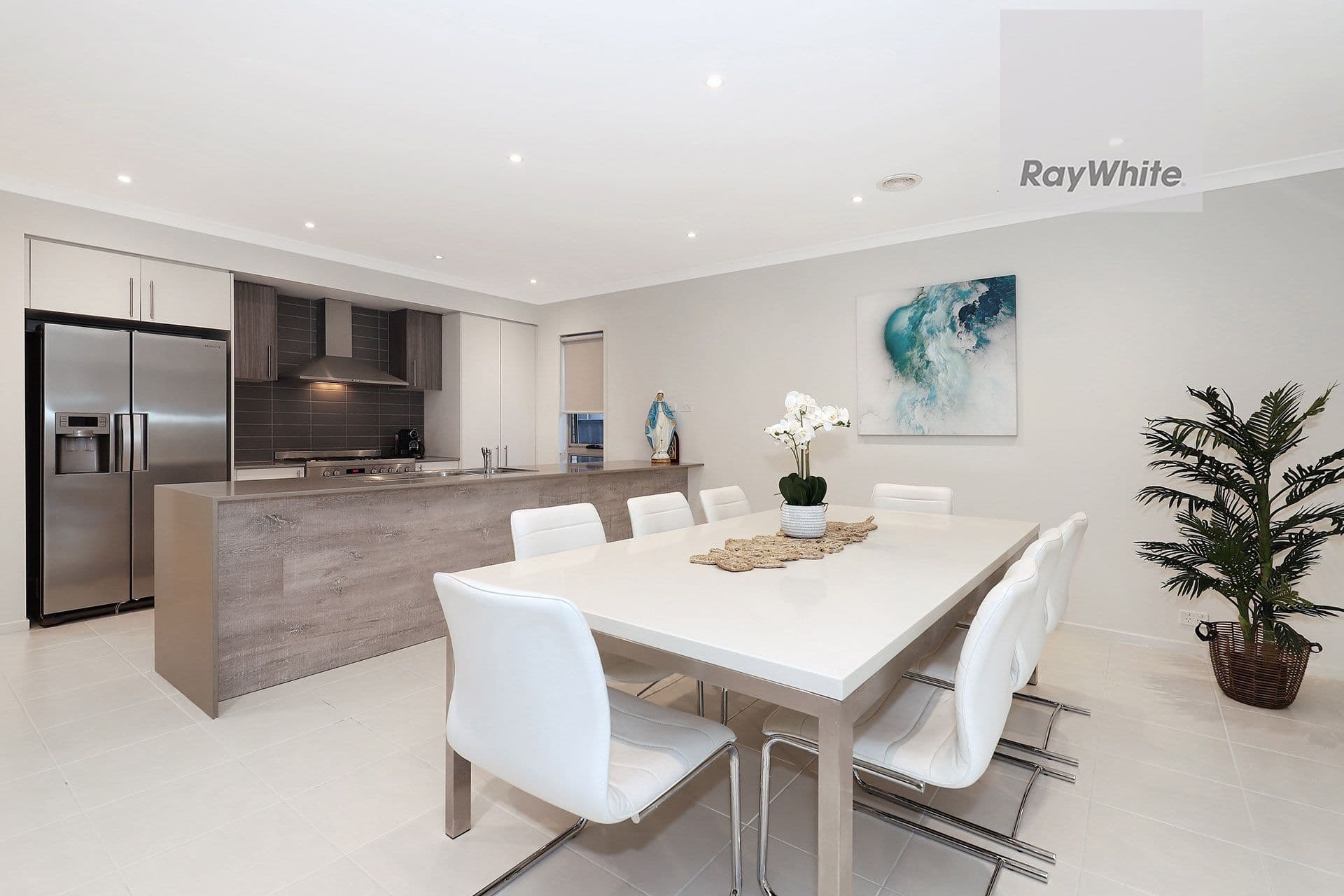 2 Russell Street, Cranbourne - Thumbnail 8
