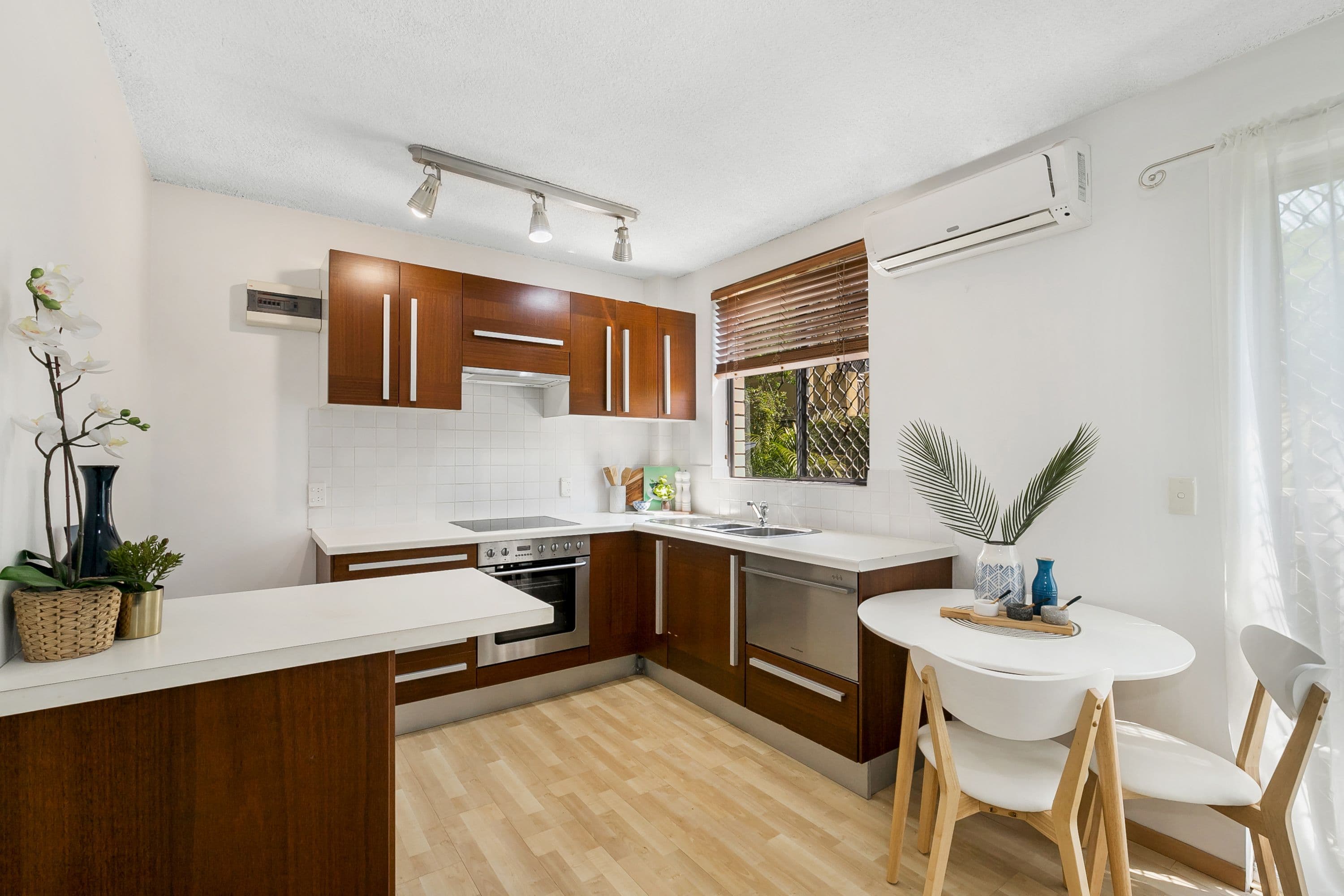 21 Dunmore Terrace, Auchenflower QLD 4066, Auchenflower - Thumbnail 3
