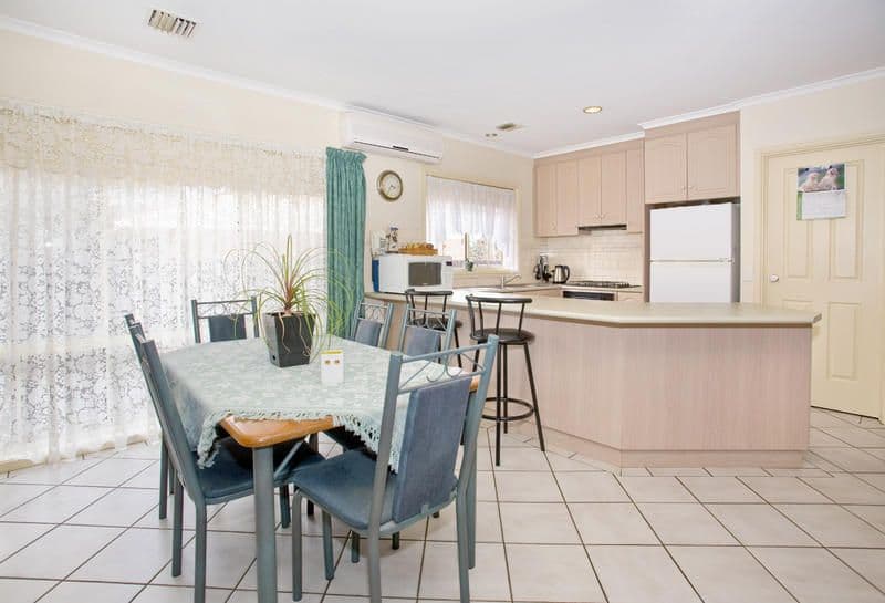 2 Swindon Court, LARA VIC 3212, Lara - Thumbnail 5