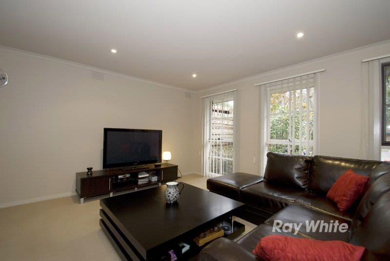 15 Sandhurst Road, WANTIRNA VIC 3152, Wantirna - Thumbnail 3