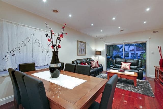 13 Kelverne Street, RESERVOIR VIC 3073, Reservoir - Thumbnail 3