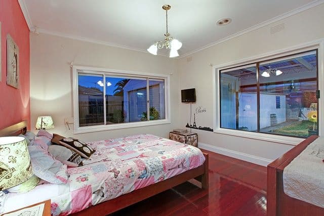 13 Kelverne Street, RESERVOIR VIC 3073, Reservoir - Thumbnail 7