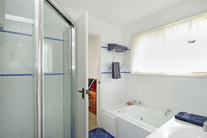 5 Finch Place, BATEAU BAY NSW 2261, Bateau Bay - Thumbnail 8