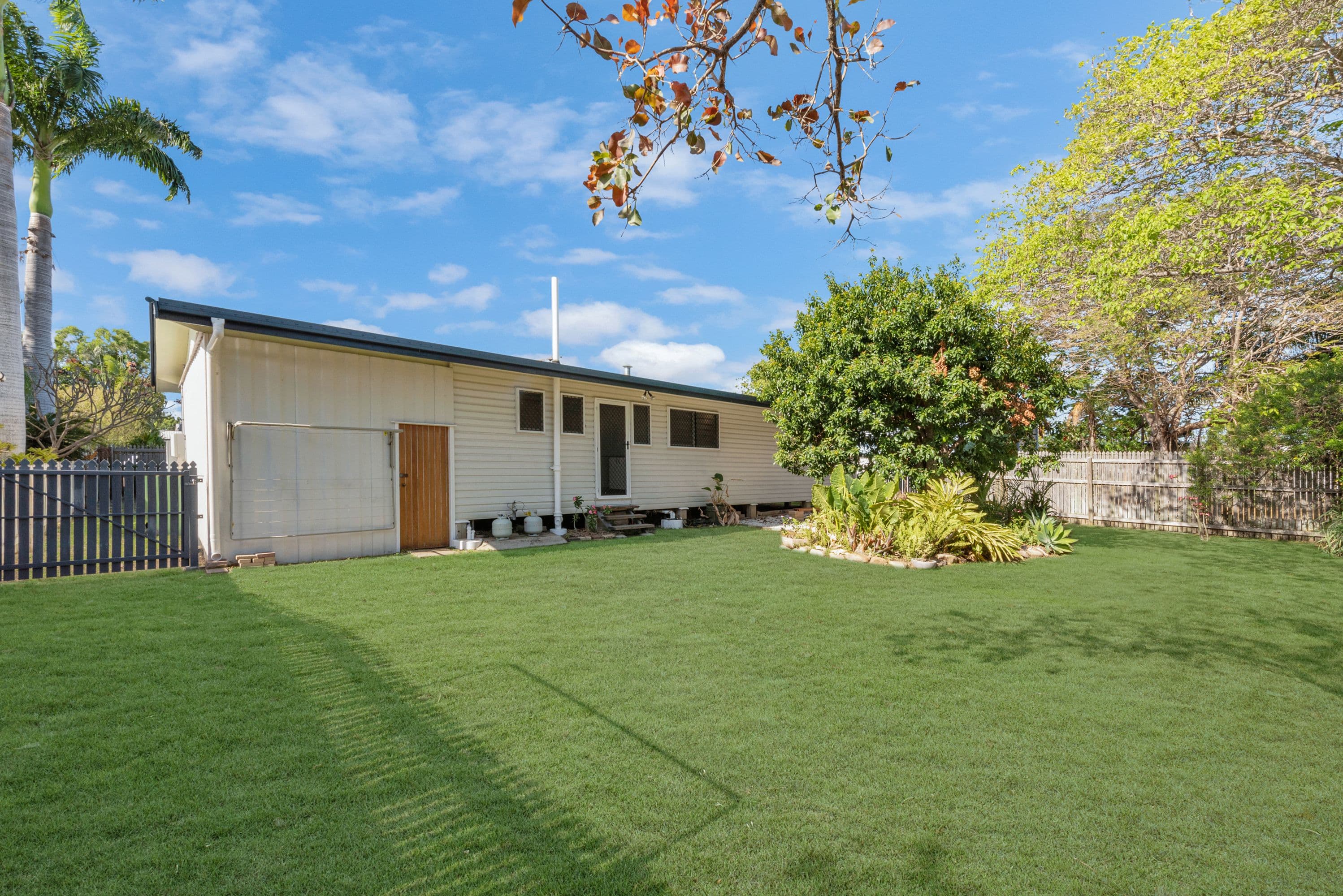 6 Noongah Street, Currajong QLD 4812, Currajong - Thumbnail 8