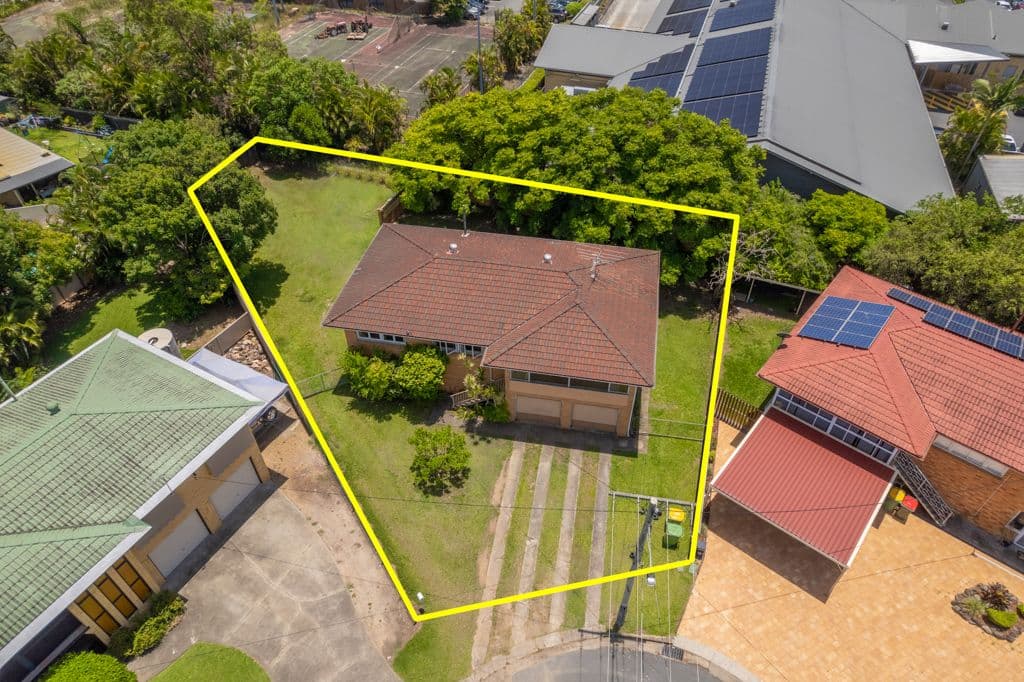 9 Arundell Court, Albany Creek QLD 4035, Albany Creek - Image 1