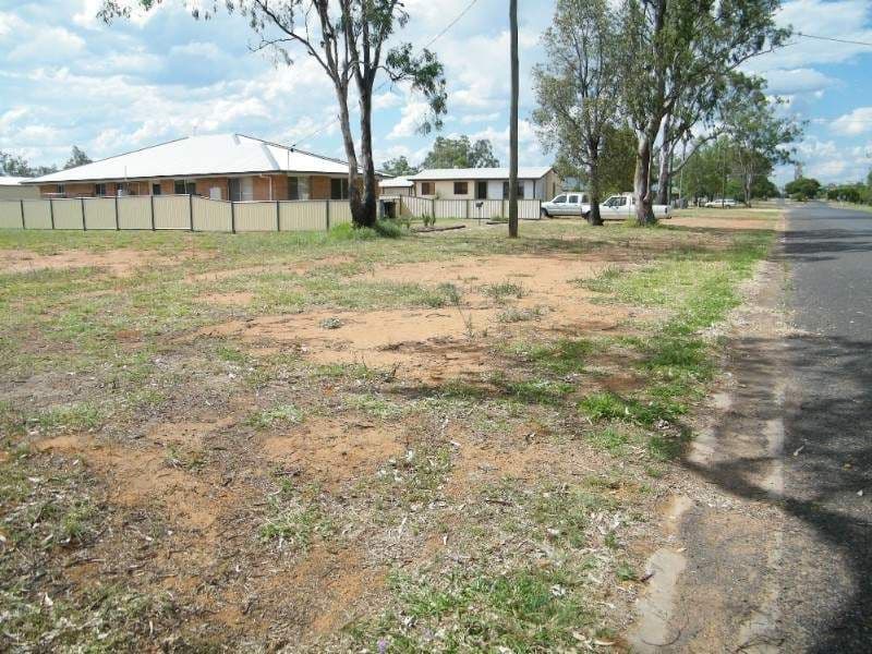 54 Windmill Road, CHINCHILLA QLD 4413, Chinchilla - Thumbnail 2