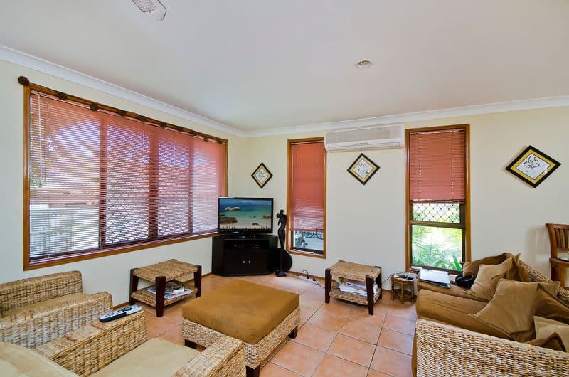 5 Foreshore Close, ELANORA QLD 4221, Elanora - Thumbnail 3
