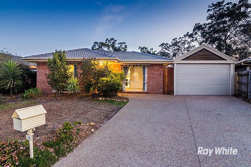 18 Loganberry Close, Cranbourne North VIC 3977, Cranbourne North - Image 1