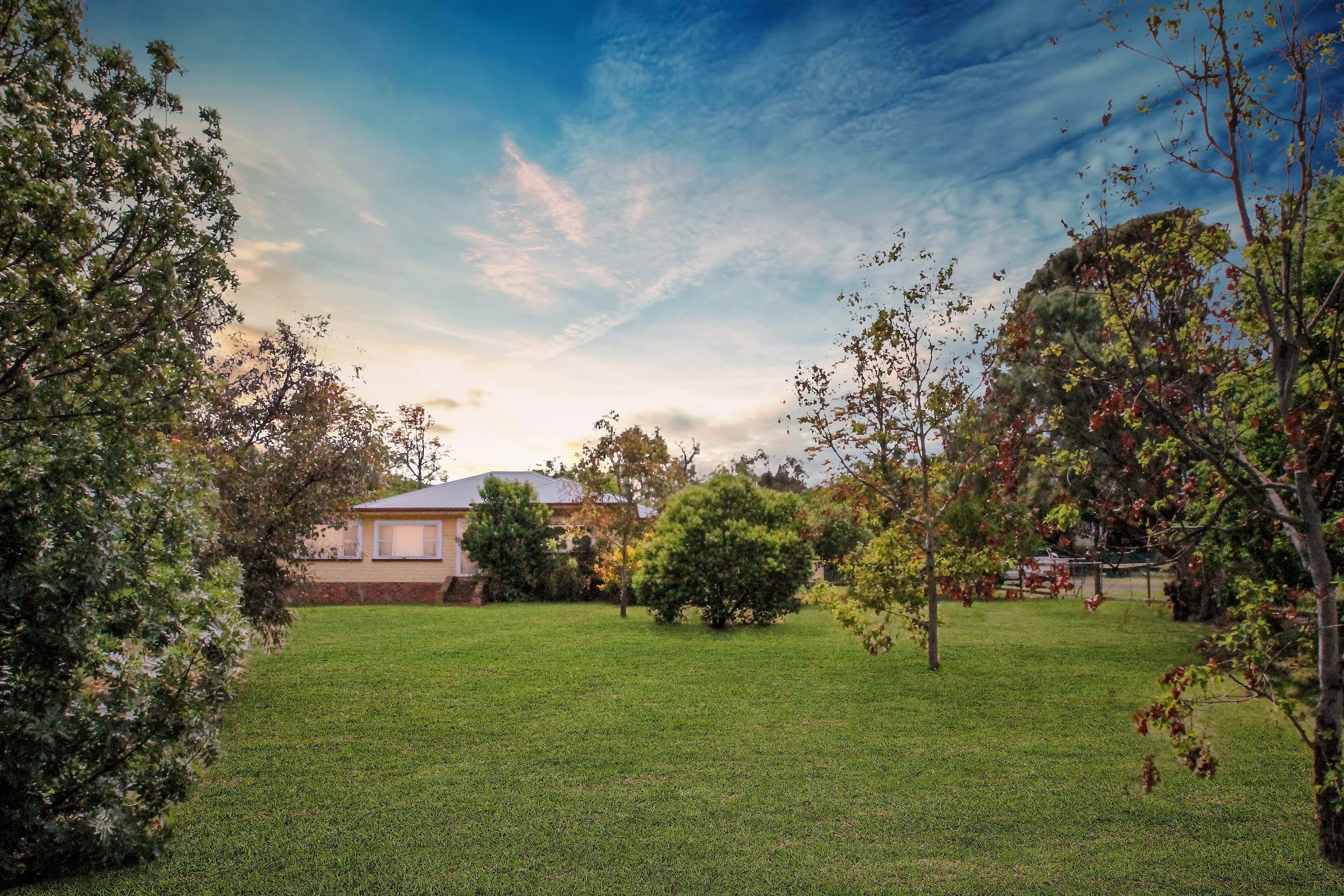 3 Coral Street, Willow Tree - Image 1