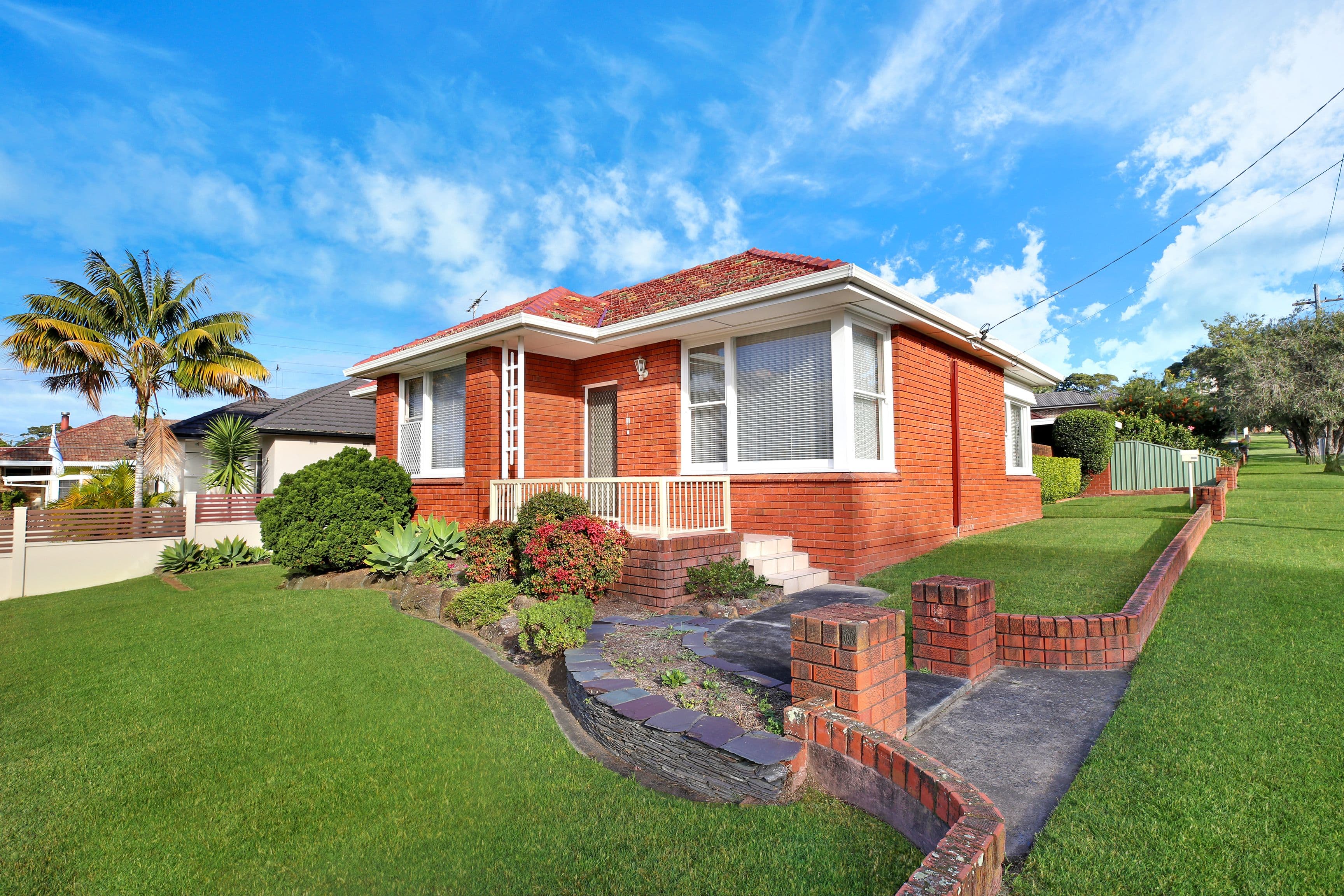 11 Huntingdale Avenue, Miranda - Image 1