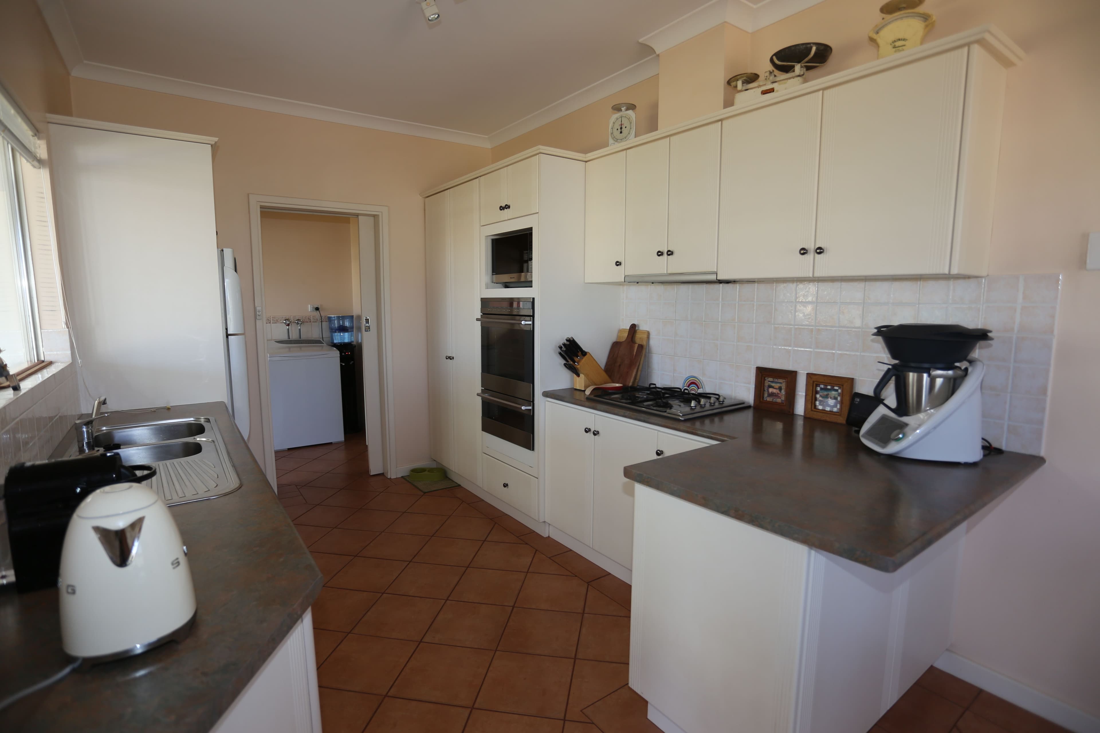 4 Sturt Pea Crescent, Kambalda West WA 6442, Kambalda West - Thumbnail 5