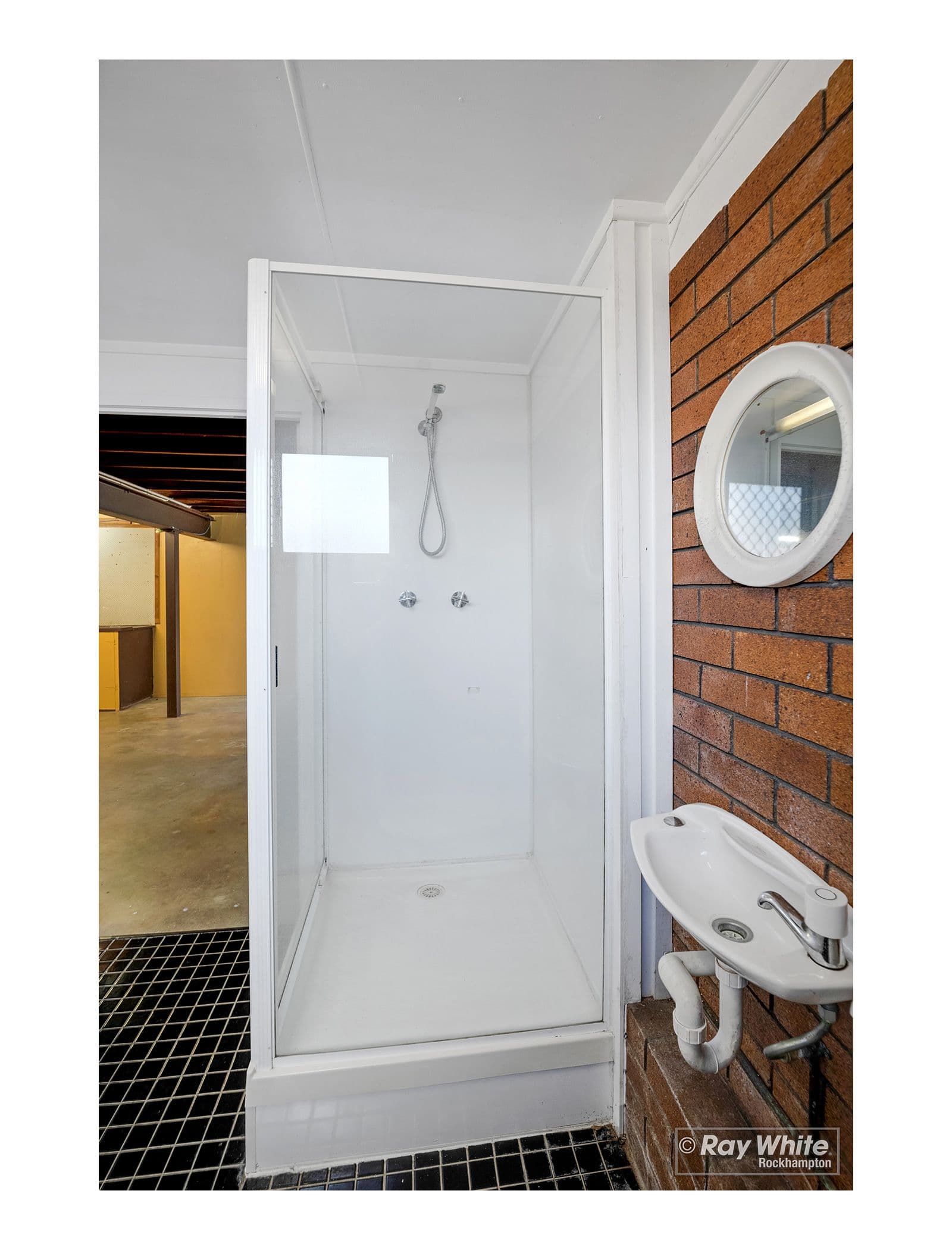 18 Crick Street, Kawana QLD 4701, Kawana - Thumbnail 5