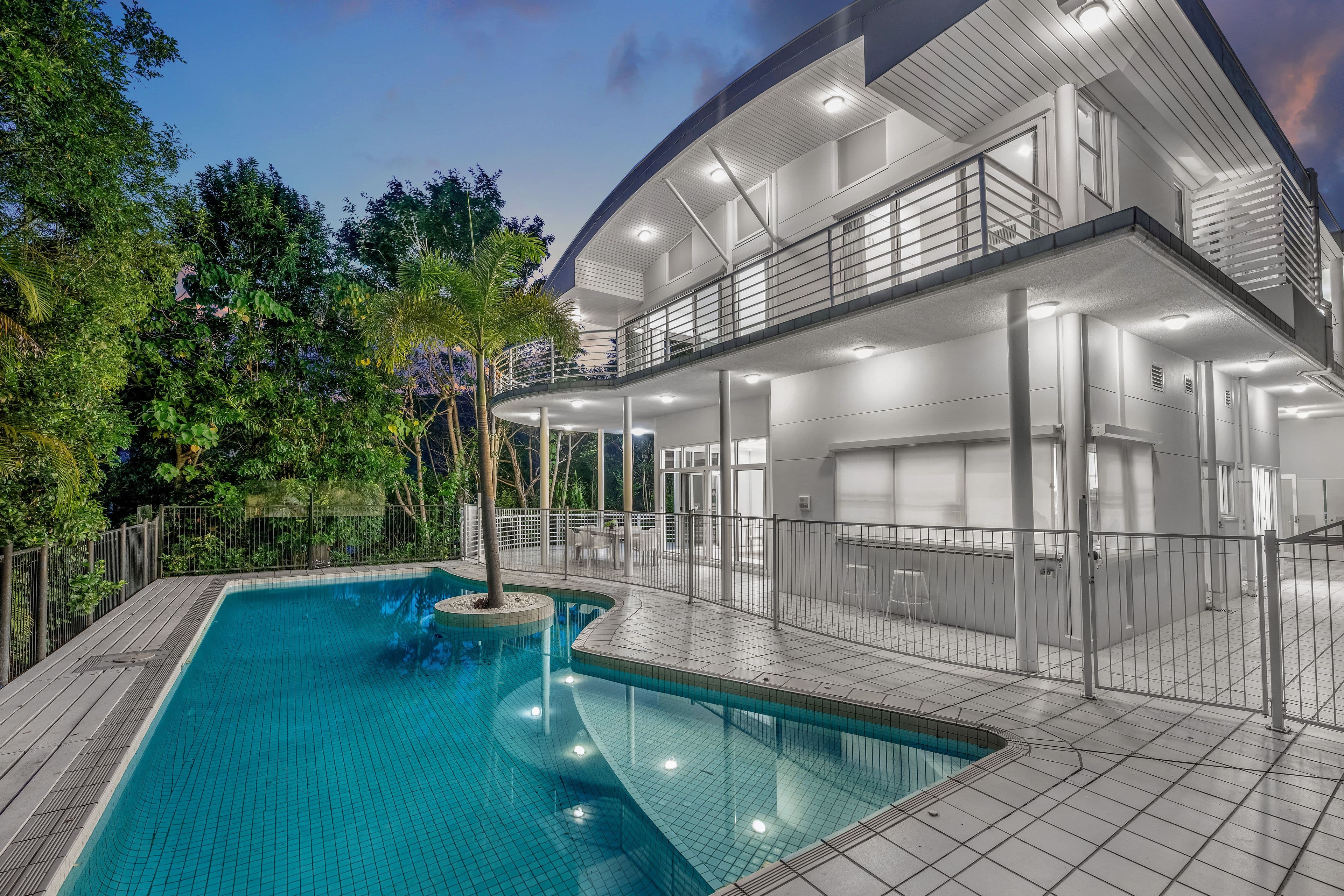 12 Glasgow Street, Ashgrove QLD 4060, Ashgrove - Thumbnail 2