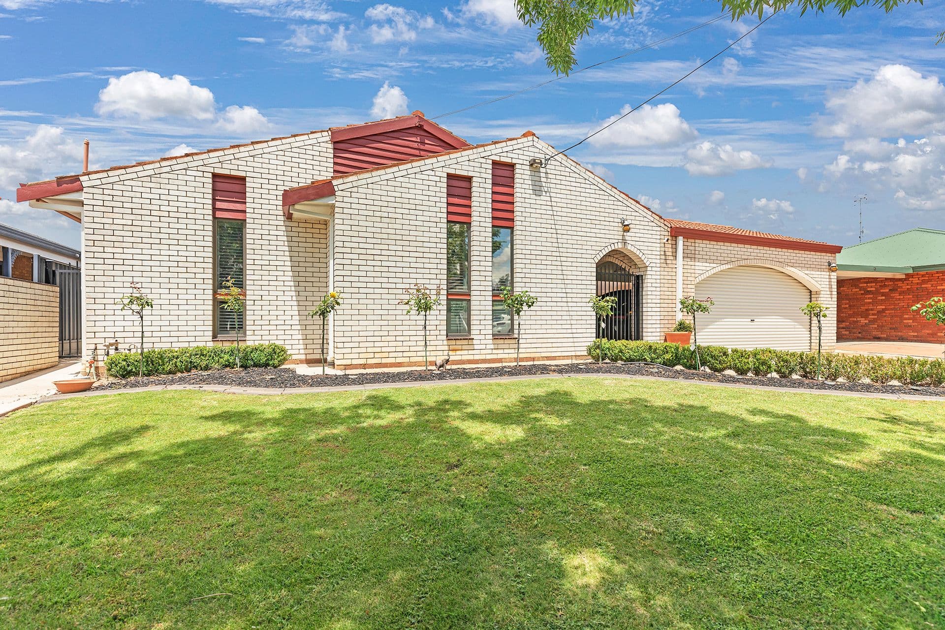 21 Vines Street, Echuca VIC 3564, Echuca - Image 1