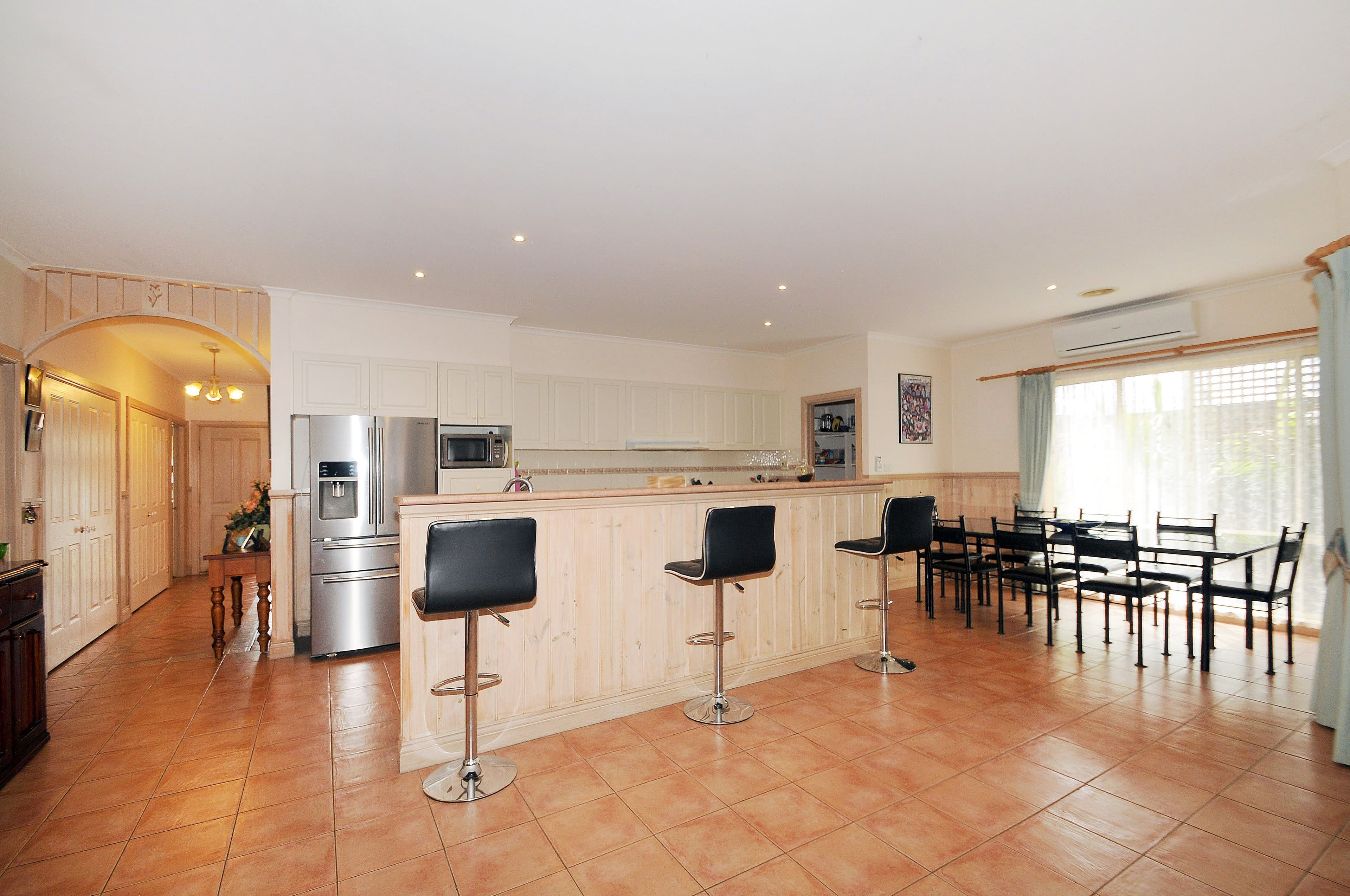 8 Windsor Grange Court, Skye VIC 3977, Skye - Thumbnail 2